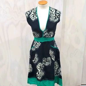 Colcci Gorgeous Black Floral Retro Dress Size  Small